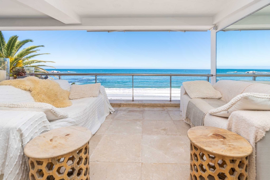 To Let 2 Bedroom Property for Rent in Clifton Western Cape